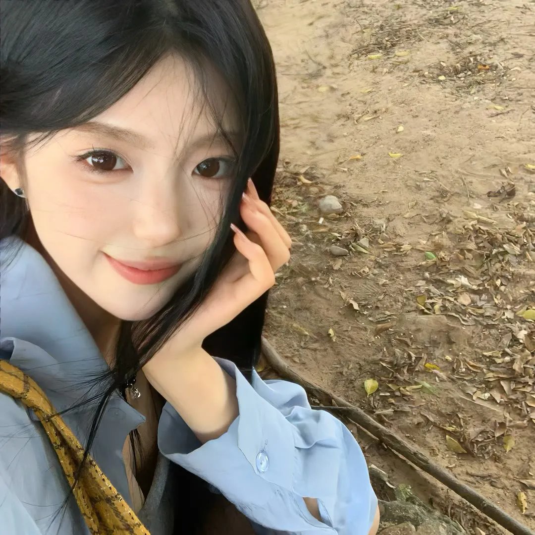 隔壁的吸血鬼美眉